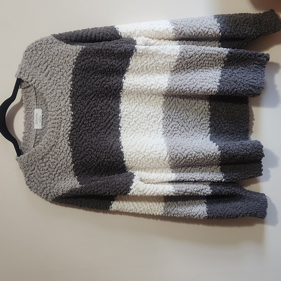 EUC Zenana Grey Striped Popcorn Sweater - Picture 1 of 7